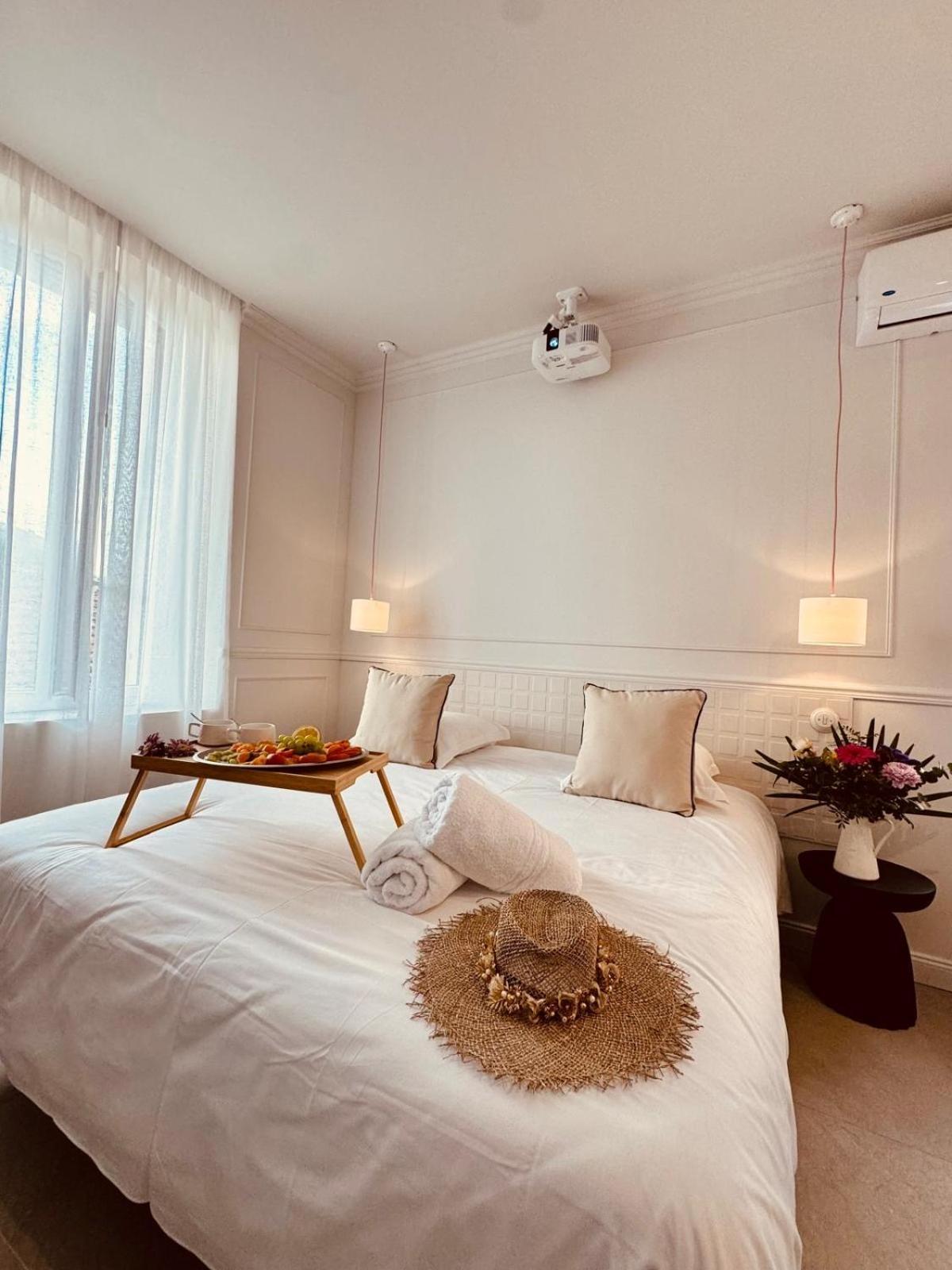 Maison Lyo Suite Luxe Cannes Bagian luar foto